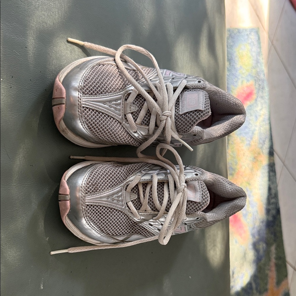 New Balance Women's Silver and Pink Athletic Shoes